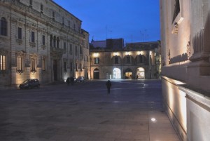 piazza buio luci