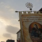 ナポリの伝統的なお祭り、マドンナ・デッラルコ！Napoli e la festa della Madonna dell’Arco!