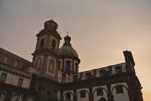 chiesa cielo alba