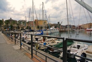 porto barche nuvole