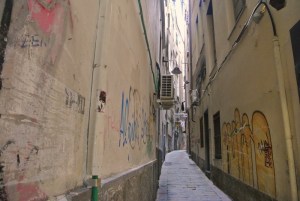 stretto vicolo