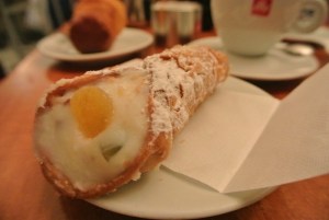 cannolo siciliano